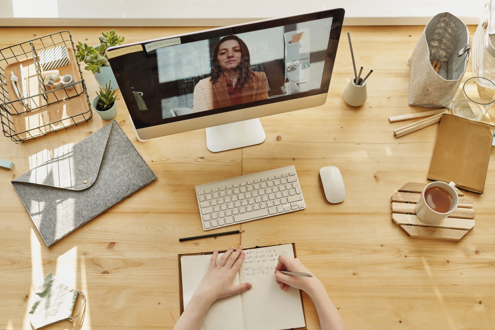 Affiliate Marketing Without a Blog: 7 Real Channels